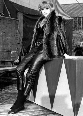 1960 - Marianne Faithfull